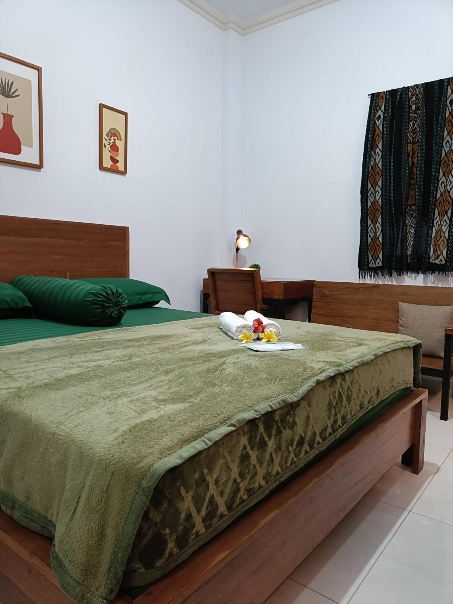 Living Bali Near Mertasari Sanur (Bali)
